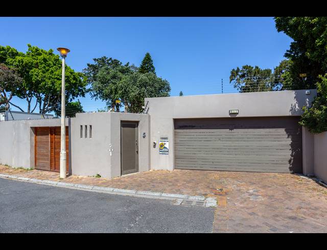 3 BEDROOM FREEHOLD SOLD IN PINELANDS